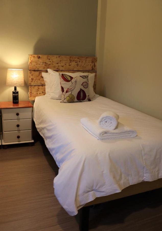 South Downs Eco Lodge & Camping East Meon Exteriör bild