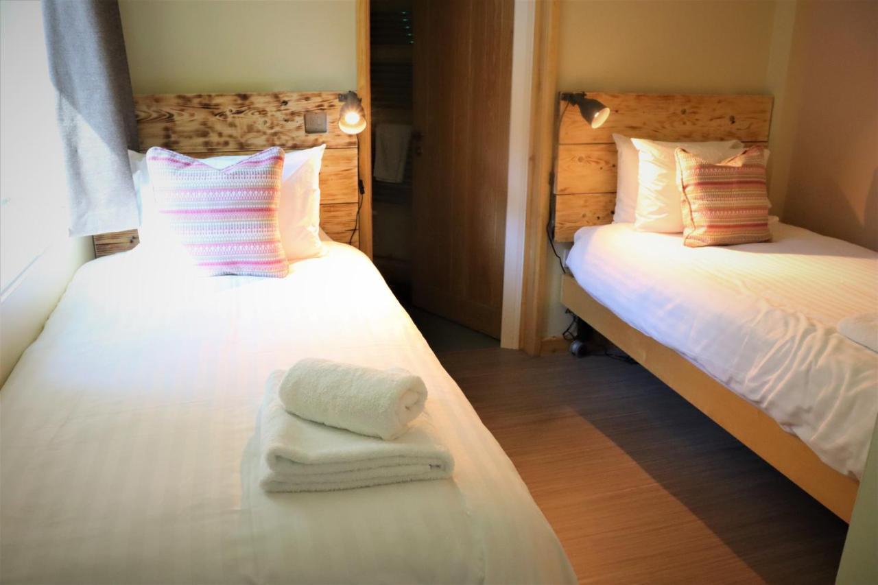 South Downs Eco Lodge & Camping East Meon Exteriör bild